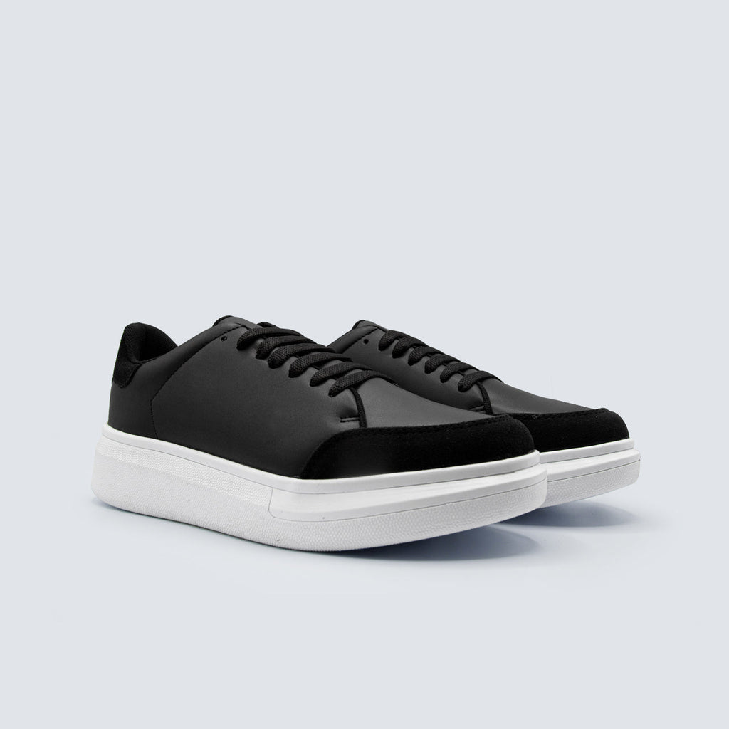 Chelo Black Sneakers